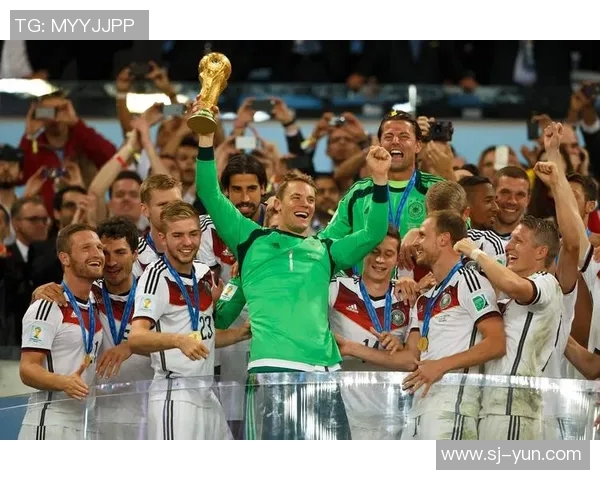 诺伊尔:从守门员到传奇,足球世界的无畏守护者与荣耀之路 诺伊尔:从守门员到传奇,足球世界的无畏守护者与荣耀之路