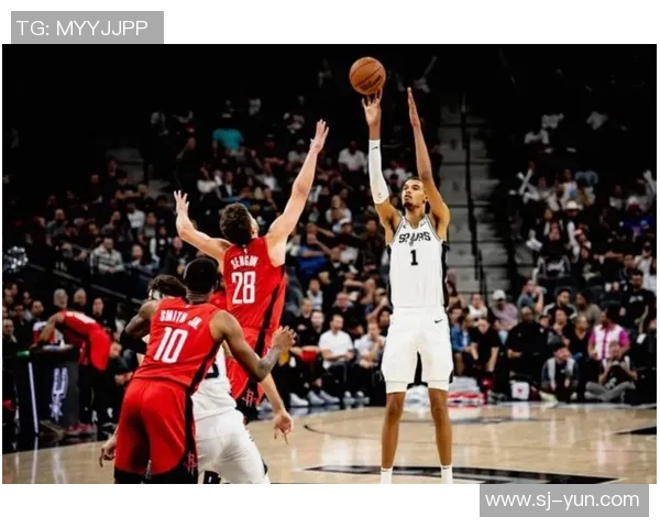 文班亚马场均20分10篮板3盖帽新秀表现超群引发关注