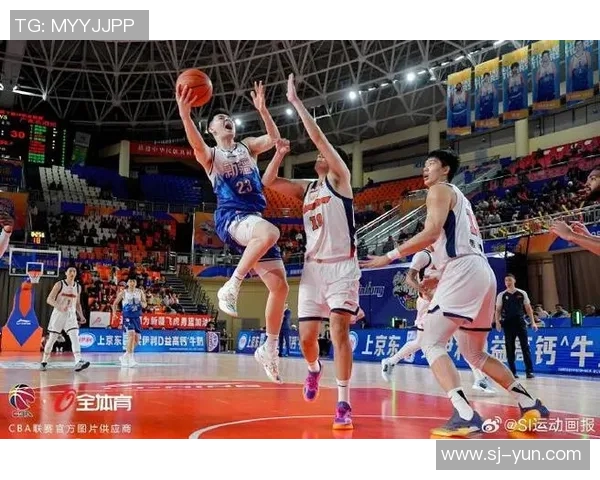 CBA最新战报广东队与新疆队激战正酣精彩瞬间回顾与分析 CBA最新战报广东队与新疆队激战正酣精彩瞬间回顾与分析