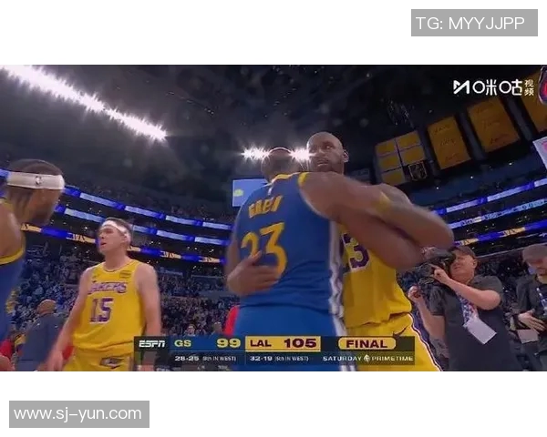 湖人勇士激战正酣比分揭晓精彩瞬间回顾与分析